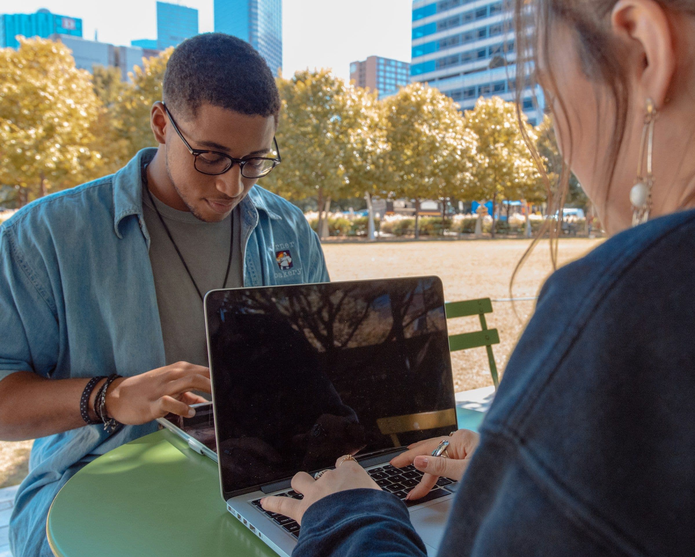 students on laptop - Best AI Summarizer